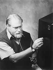Winslow Burhoe, creator of the Direct Acoustic speaker